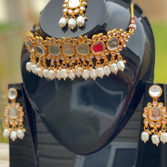 Gold Plated choker necklace set - Picture 13 of 14